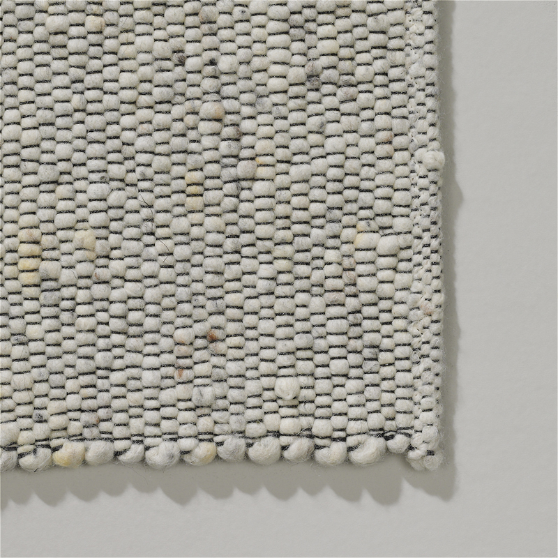 122015 - Knot dark - 60 Beige 250x340