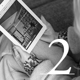 2. TER VOORBEREIDING Nieke neemt vervolgens telefonisch contact op om een tijd en locatie af te spreken. Vooraf ontvang je een verhelderende vragenlijst.